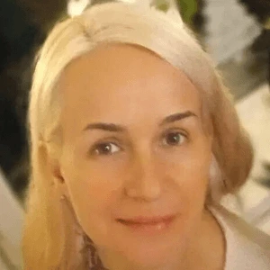 Léa Rocher: